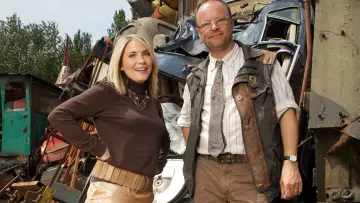 Backdrop for the TV series "Scrapheap Challenge" #1664957