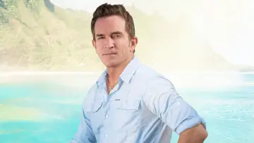 Backdrop for the TV series "Survivor" #1263782