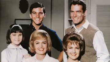 Backdrop for the TV series "The Donna Reed Show" #1275894