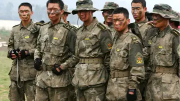 Backdrop for the TV series "Soldiers Sortie" #1446833