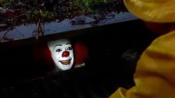 Backdrop for the TV series "It" #1375086