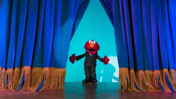 Backdrop for the TV series "The Not-Too-Late Show with Elmo" #1664983