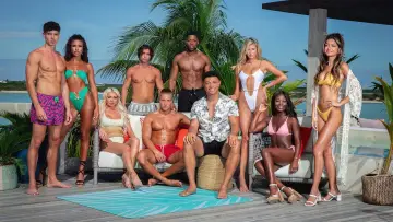 Backdrop for the TV series "Too Hot to Handle" #1342857