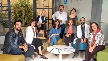 Backdrop for the TV series "Madres: amor y vida" #1596216