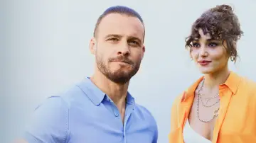 Backdrop for the TV series "Love Is in the Air" #1344618