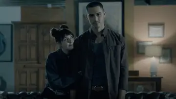 Backdrop for the TV series "Dark Desire" #1370813