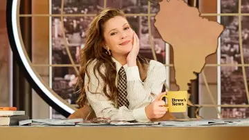 Backdrop for the TV series "The Drew Barrymore Show" #1346451