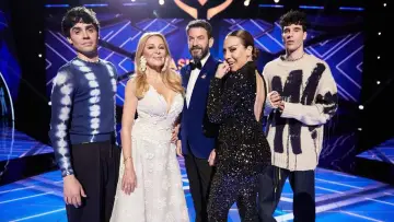 Backdrop for the TV series "Mask Singer: Adivina quién canta" #1513153
