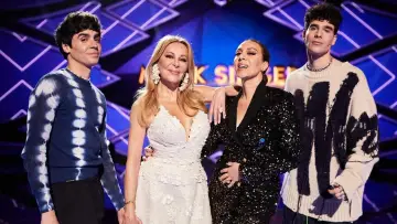 Backdrop for the TV series "Mask Singer: Adivina quién canta" #1513154