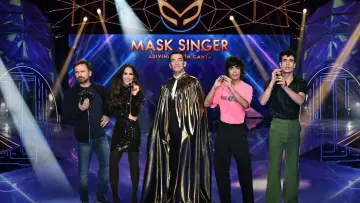 Backdrop for the TV series "Mask Singer: Adivina quién canta" #1513157