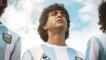 Backdrop for the TV series "Maradona, Blessed Dream" #1463479