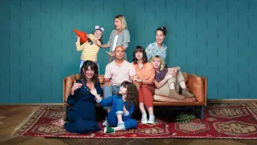 Backdrop for the TV series "Weekend Family" #1416559
