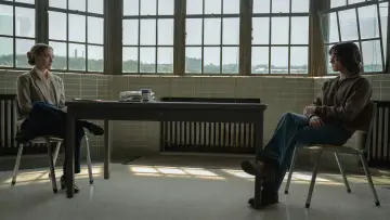 Backdrop for the TV series "The Crowded Room" #1387354