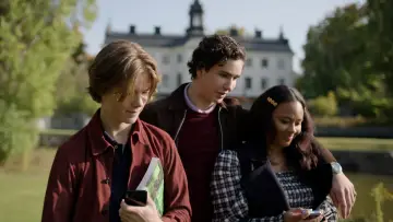 Backdrop for the TV series "Young Royals" #1404264