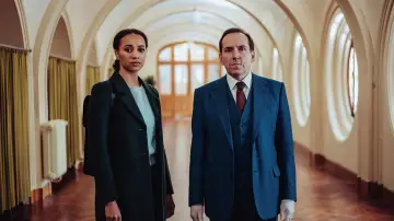 Backdrop к сериалу "Professor T" #1223084