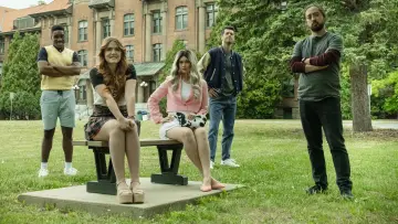 Backdrop for the TV series "Complètement lycée" #1509935