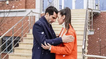 Backdrop к сериалу "Family Secrets" #1335734