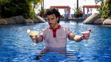 Backdrop к сериалу "Acapulco" #1371324