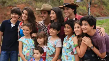 Backdrop for the TV series "Gaby Estrella" #1540649