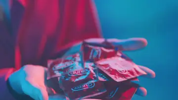 Backdrop к сериалу "Adult Trainee" #1506027
