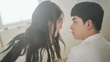 Backdrop к сериалу "Adult Trainee" #1506058