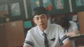 Backdrop к сериалу "Adult Trainee" #1506073