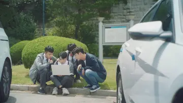 Backdrop к сериалу "Adult Trainee" #1506096