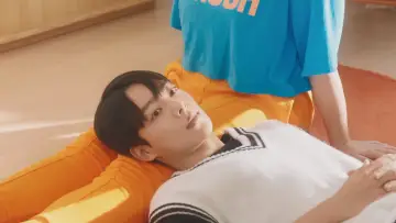 Backdrop к сериалу "Adult Trainee" #1506100