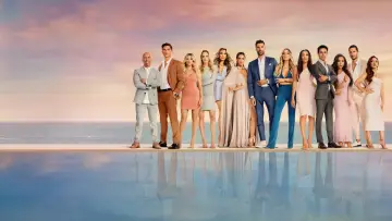 Backdrop for the TV series "Selling the OC" #1559112