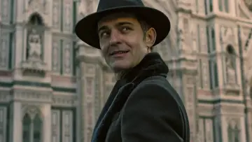 Backdrop for the TV series "Berlin" #1343056