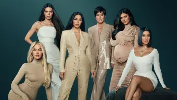 Backdrop for the TV series "The Kardashians" #1378389
