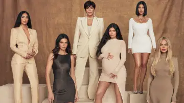 Backdrop for the TV series "The Kardashians" #1378423