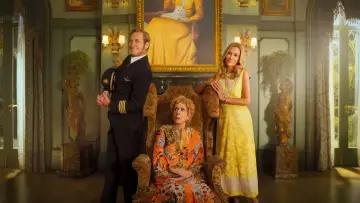 Backdrop for the TV series "Palm Royale" #1478441