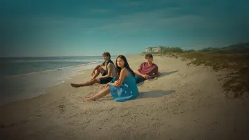 Backdrop for the TV series "The Summer I Turned Pretty" #1274116