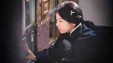 Backdrop for the TV series "Anna" #1560426
