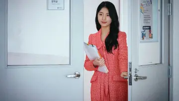 Backdrop for the TV series "Anna" #1560439