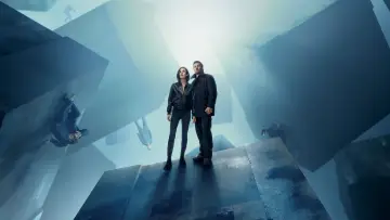 Backdrop for the TV series "Dark Matter" #1303943