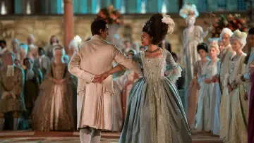 Backdrop к сериалу "Queen Charlotte: A Bridgerton Story" #1406389