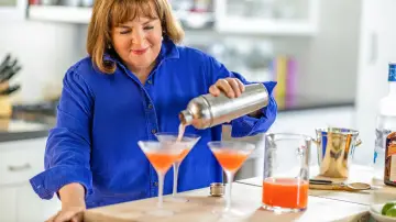Backdrop for the TV series "Be My Guest with Ina Garten" #1555144