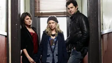 Backdrop for the TV series "Life Unexpected" #1594487