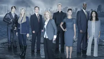 Backdrop for the TV series "V" #1392456