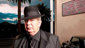 Backdrop for the TV series "Pawn Stars" #1307625