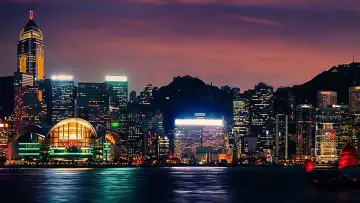 Backdrop for the TV series "House Hunters International" #1306939