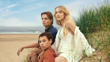 Backdrop for the TV series "High Tides" #1409164