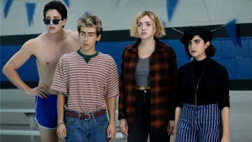 Backdrop for the TV series "School Spirits" #1376744