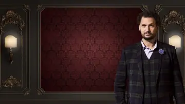 Backdrop for the TV series "The Traitors France" #1440992