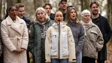 Backdrop for the TV series "Forræder" #1225781