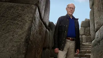 Backdrop for the TV series "Ancient Apocalypse" #1477318