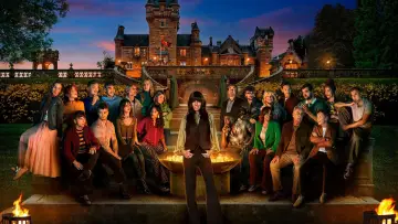 Backdrop for the TV series "The Traitors" #1482294