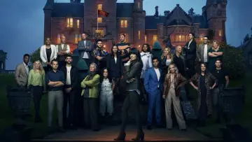 Backdrop for the TV series "The Traitors" #1482306